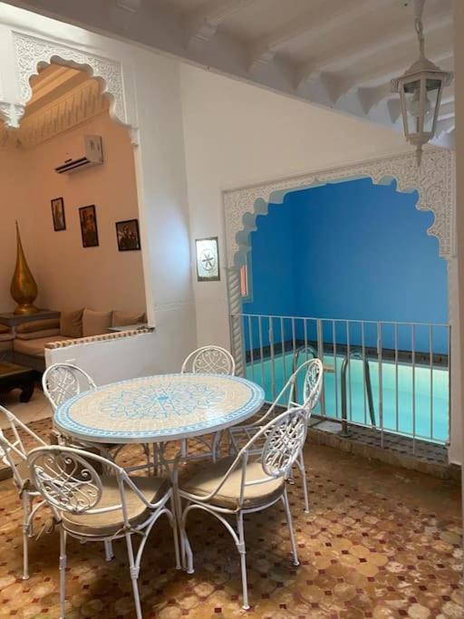 Ryad De Charme Authentique Piscine Calme Marrakesh Exterior foto