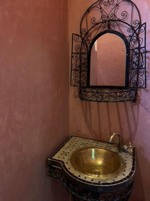 Ryad De Charme Authentique Piscine Calme Marrakesh Exterior foto