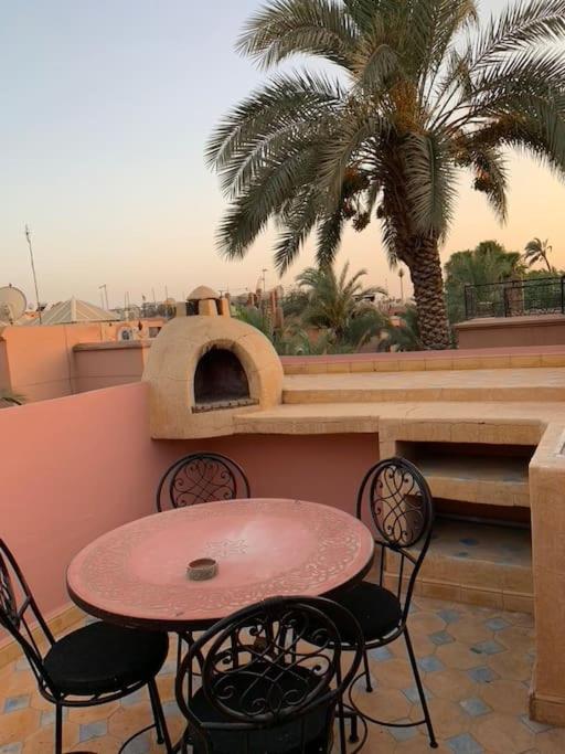 Ryad De Charme Authentique Piscine Calme Marrakesh Exterior foto