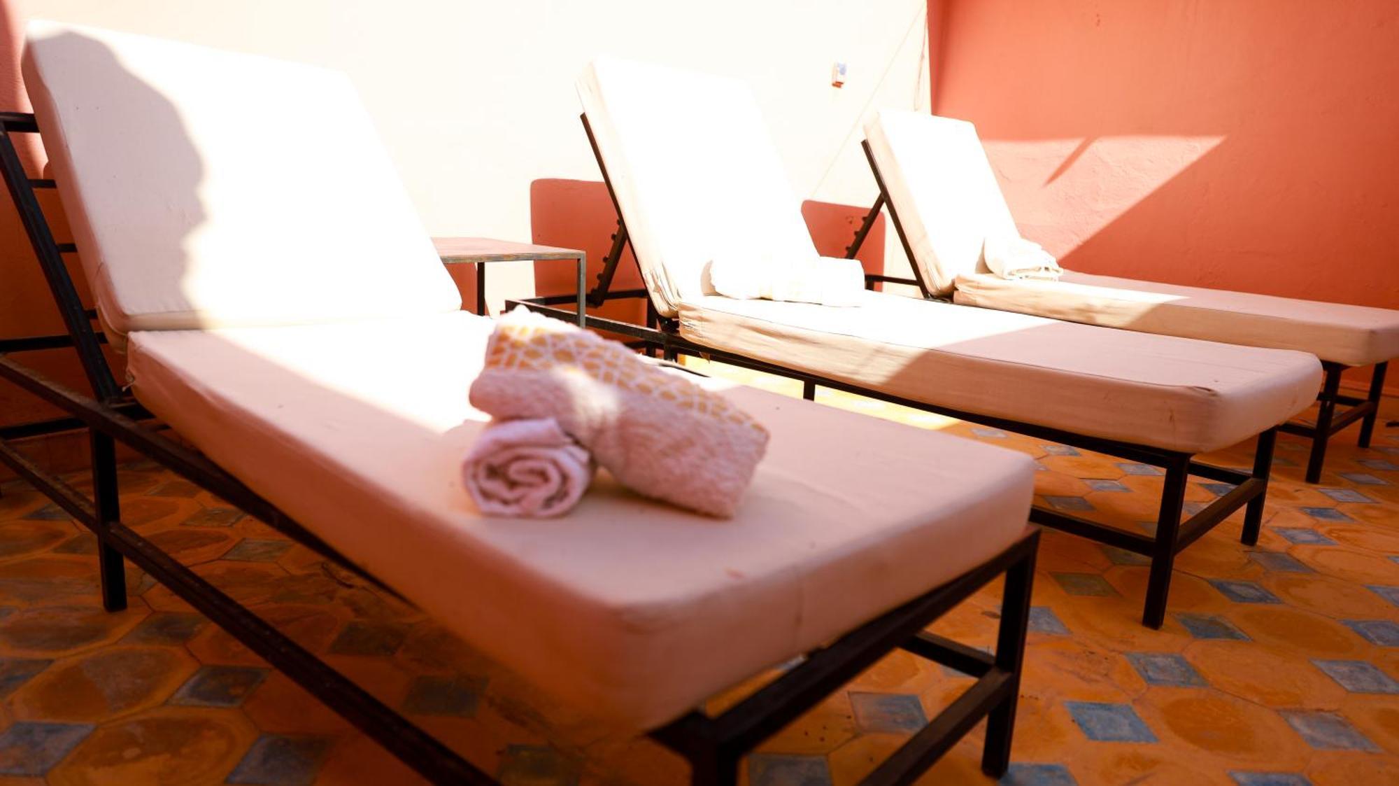 Ryad De Charme Authentique Piscine Calme Marrakesh Exterior foto